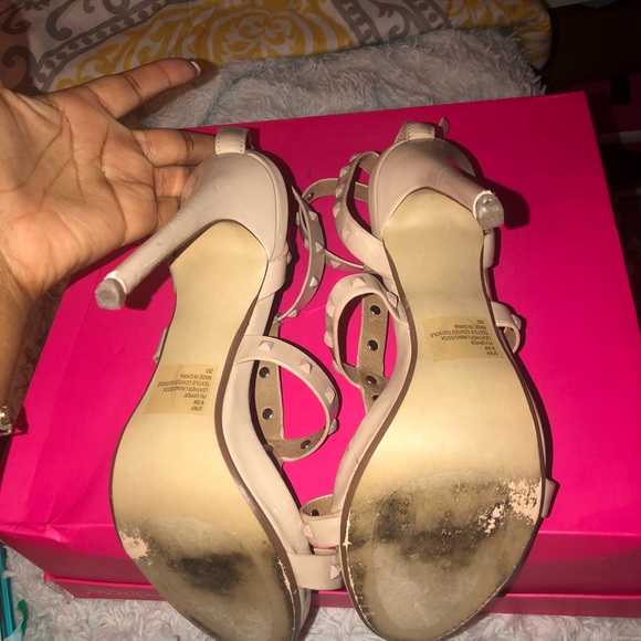 Steve Madden studded sandals size 9.5 - Picture 4 of 5